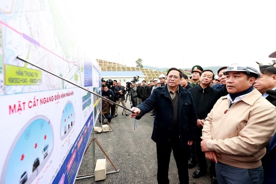 Thủ tướng: Thi công cao tốc không đội giá, không để xảy ra tham nhũng, tiêu cực