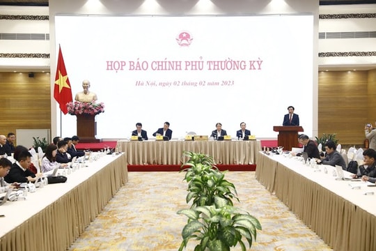 Lãnh đạo Bộ Công Thương nói về tăng giá điện và xử lý khoản lỗ 31.000 tỷ của EVN