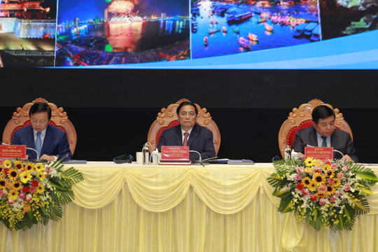 Thủ tướng Phạm Minh Chính chủ trì hội nghị phát triển vùng Bắc Trung Bộ và duyên hải Trung Bộ