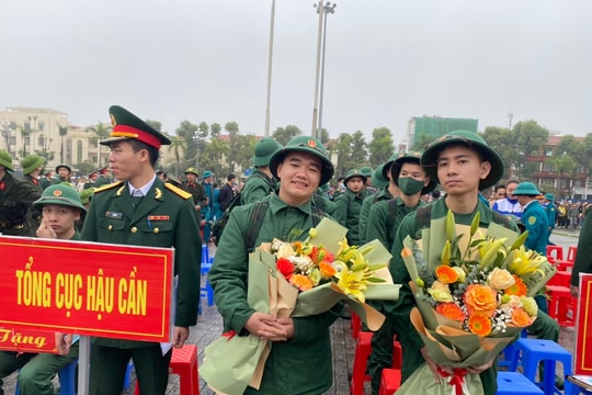 Hơn 3.500 thanh niên ở Thanh Hóa hăng hái lên đường nhập ngũ