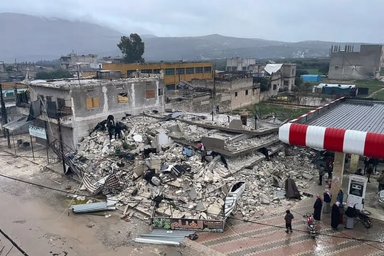 Hàng nghìn người thương vong trong trận động đất ở Thổ Nhĩ Kỳ, Syria
