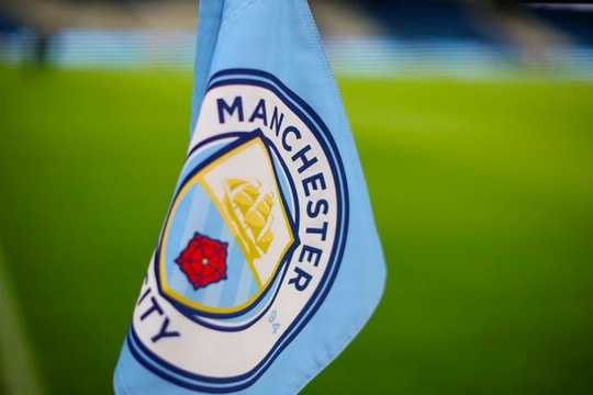 Man City có nguy cơ bị tước ba chức vô địch Premier League