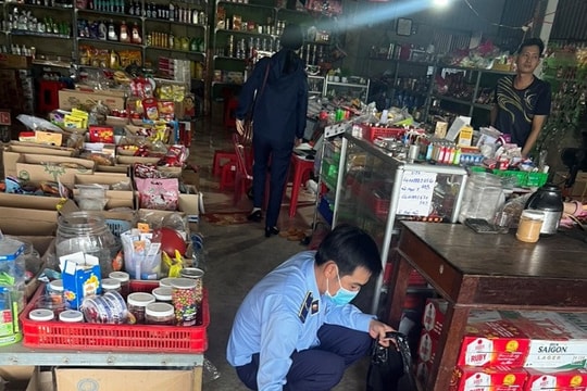 Tây Ninh: Đẩy mạnh công tác chống hàng lậu sau Tết