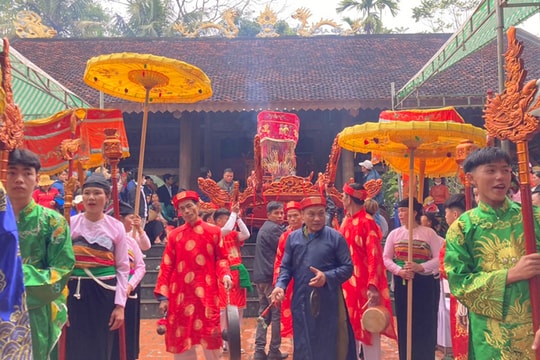 Nhộn nhịp Lễ hội Mường Đòn