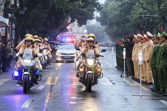 Năm An toàn giao thông 2023: Thượng tôn pháp luật để xây dựng văn hóa giao thông an toàn