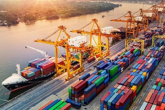 Cán cân thương mại hàng hóa thâm hụt 39 triệu USD trong nửa tháng 1/2023