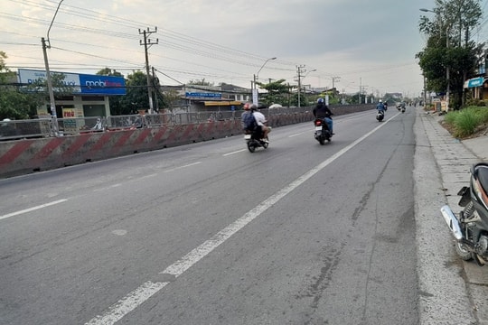 Bắt 4 đối tượng cướp giật điện thoại trên Quốc lộ 1
