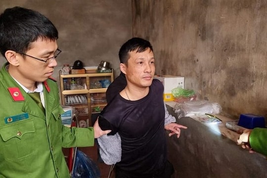 Mua ma túy về xé lẻ để sử dụng và bán cho "con nghiện"