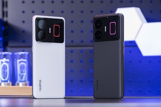 Realme GT Neo 5 trình làng