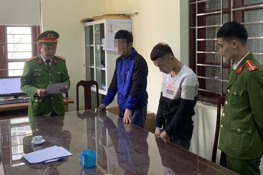 Bé gái 13 tuổi sinh con, bạn trai bị bắt