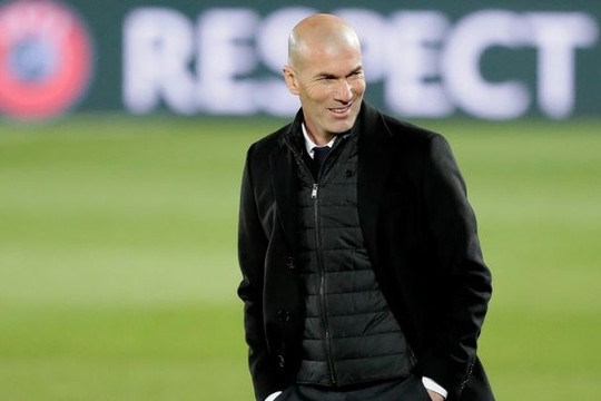 Zidane thông báo tái xuất khi mùa giải 2022/23 khép lại