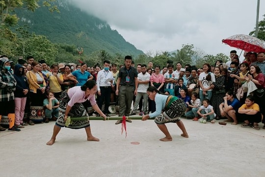 Phục dựng nhiều trò chơi dân gian tại Lễ hội Mường Xia