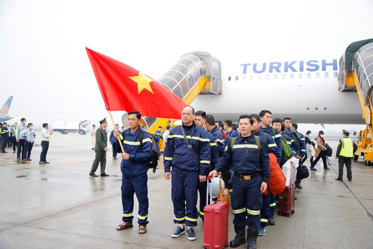 Đoàn cứu nạn cứu hộ Bộ Công an hoàn thành xuất sắc nhiệm vụ trở về từ Thổ Nhĩ Kỳ
