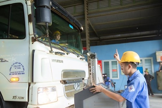 Thiếu hụt nghiêm trọng cán bộ đăng kiểm
