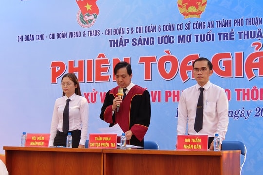 TAND TP Thuận An: Tuyên truyền, giáo dục pháp luật cho học sinh qua phiên tòa giả định