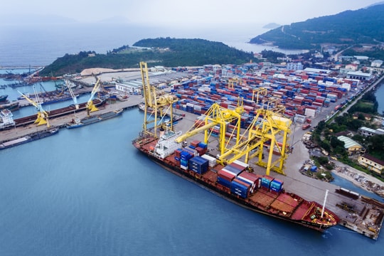 Việt Nam xuất siêu 1,07 tỷ USD trong nửa đầu tháng 2/2023