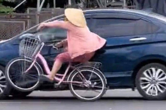 Thông tin vụ “người phụ nữ cố ý đụng xe đòi bồi thường” gây bão mạng