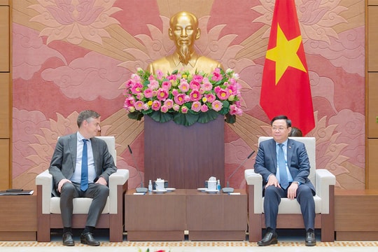 Chủ tịch Quốc hội: EU duy trì thẻ vàng quá lâu với Việt Nam không mang lại bất cứ lợi ích nào cho hai bên