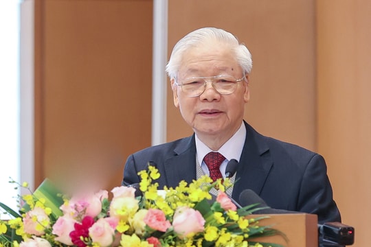 Kiên quyết, kiên trì đấu tranh phòng chống tham nhũng, tiêu cực