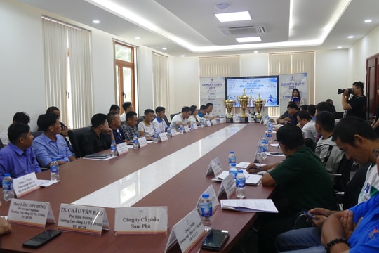 Khởi động giải bóng đá Cemep’s Cup lần 2 năm 2023
