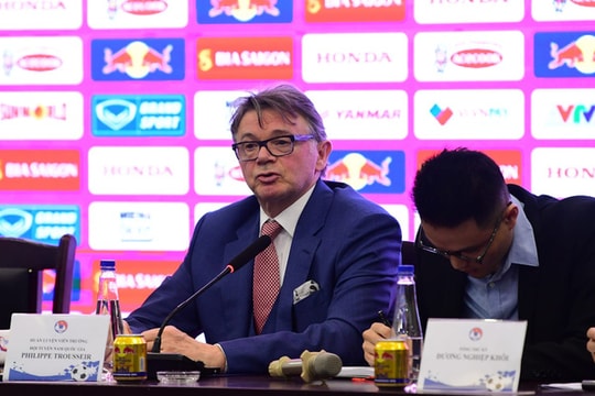 HLV Troussier chính thức dẫn dắt tuyển Việt Nam