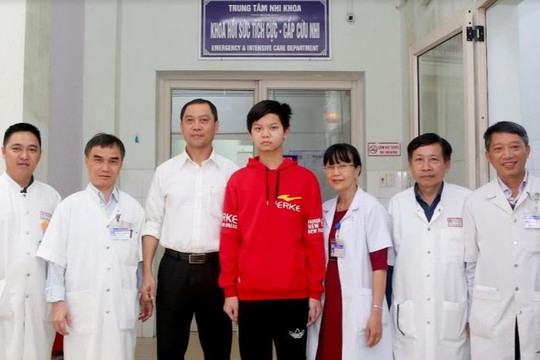 Bệnh viện Trung ương Huế cứu sống cháu bé mắc bệnh lý hiếm