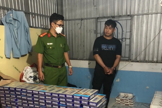 Bắt đối tượng tàng trữ gần 4.000 bao thuốc lá nhập lậu