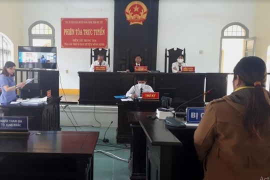 Thấu hiểu văn hóa đa dân tộc, Thẩm phán vững bước giữa đại ngàn