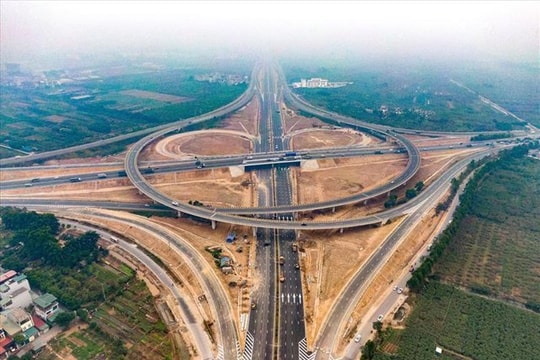 Khẩn trương hoàn thiện thủ tục đầu tư các dự án đầu tư công