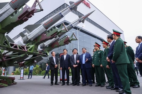 Đẩy mạnh phát triển công nghiệp quốc phòng, gắn kết trở thành mũi nhọn của công nghiệp quốc gia