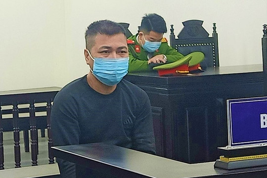 Châm thuốc làm cháy phòng trọ khiến người tình tử vong