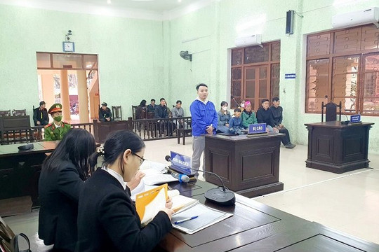 Lửa hận tình đốt cháy tương lai
