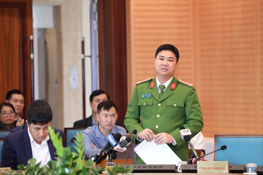 Hà Nội: Để xảy ra nhiều vi phạm vỉa hè sẽ bị công khai tên tại họp báo
