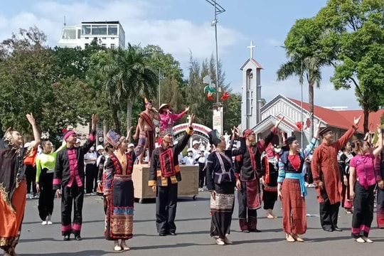 Nhiều hoạt động trong ngày đầu diễn ra Lễ hội Cà phê Buôn Ma Thuột lần thứ 8