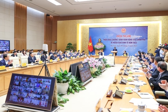 Phát huy bản sắc "ngoại giao cây tre", lấy lợi ích quốc gia-dân tộc là hàng đầu
