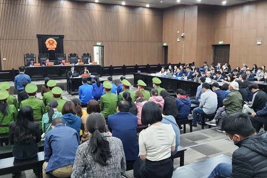 Xét xử "siêu lừa" Hà Thành: Đại diện ngân hàng liên tiếp né trả lời luật sư