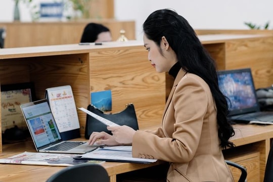 Hoa hậu Nông Thúy Hằng “lấn sân” làm MC