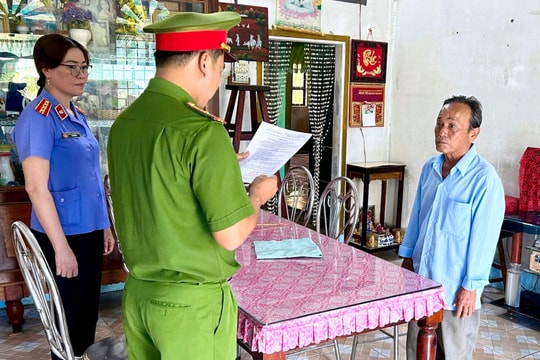 Khởi tố 2 vợ chồng làm giả giấy tờ đất, lừa đảo chiếm đoạt 1,3 tỷ đồng