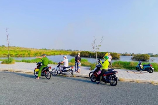 Thả diều, tiềm ẩn nguy cơ mất an toàn an ninh hàng không tại sân bay Cà Mau