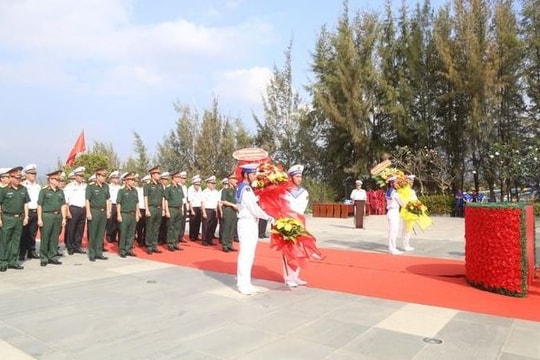 Đồng đội tưởng nhớ 64 liệt sĩ Gạc Ma