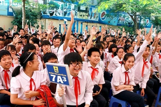 Hà Nội: Không yêu cầu phụ huynh xin xác nhận cư trú để chuyển cấp học