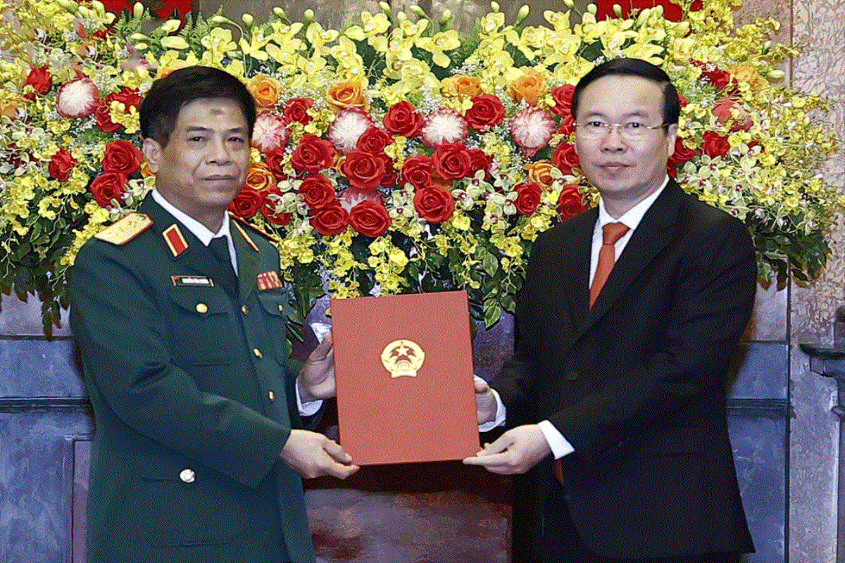 Trung tướng Nguyễn Văn Nghĩa được thăng quân hàm Thượng tướng