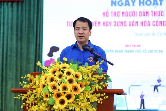 CBCCVC trẻ và đoàn viên, thanh niên hỗ trợ các dịch vụ công