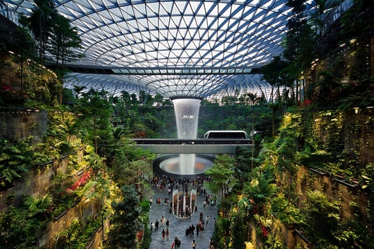 Top 10 sân bay tốt nhất thế giới năm 2023