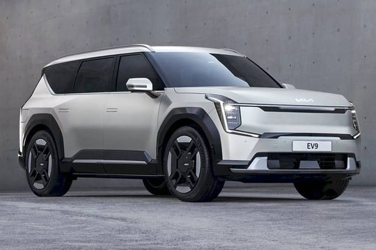 Kia EV9 trình làng, cạnh tranh VinFast VF9