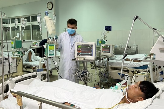Ngộ độc hàng loạt ở Quảng Nam: Bộ Y tế yêu cầu tập trung nguồn lực cứu chữa