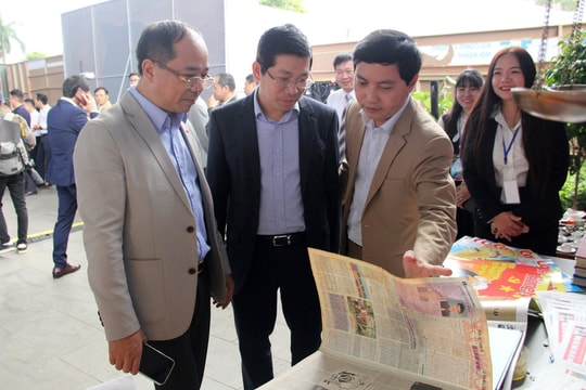 Gian hàng Báo Công lý gây ấn tượng tại Hội báo toàn quốc 2023