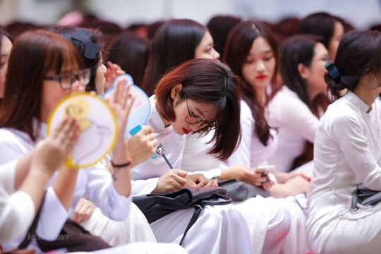 Hà Nội: Tổ chức thi khảo sát học sinh lớp 12 toàn thành phố