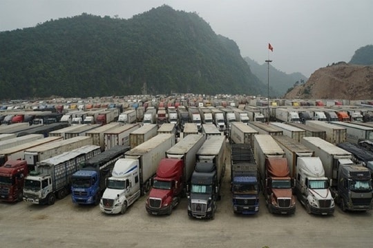 Xuất khẩu tiểu ngạch sang Trung Quốc bị siết chặt từ 2025
