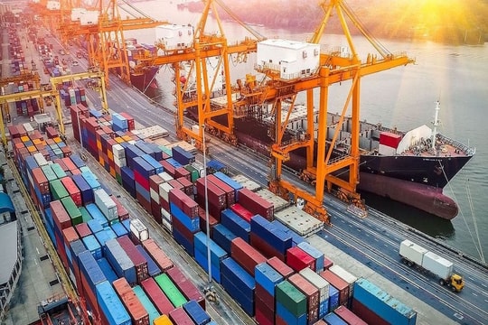 Tổng kim ngạch xuất nhập khẩu nửa đầu tháng 3 đạt gần 123 tỷ USD